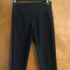Black Pocket Brilliant Hi Rise Capri 20” (6-8)